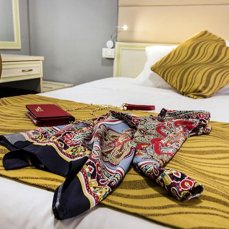Hotel Gran Sasso & Spa テーラモ エクステリア 写真