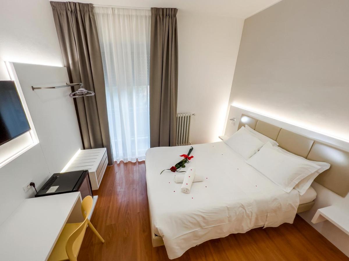 Hotel Gran Sasso & Spa テーラモ エクステリア 写真