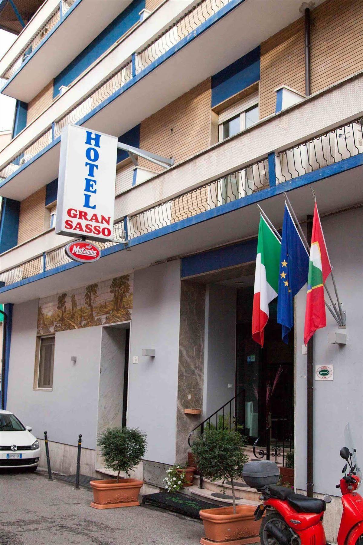 Hotel Gran Sasso & Spa テーラモ エクステリア 写真